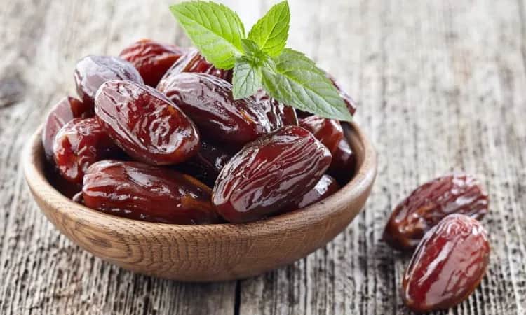 Czy daktyle tuczą? Poznaj prawdę na temat kaloryczności tych owoców